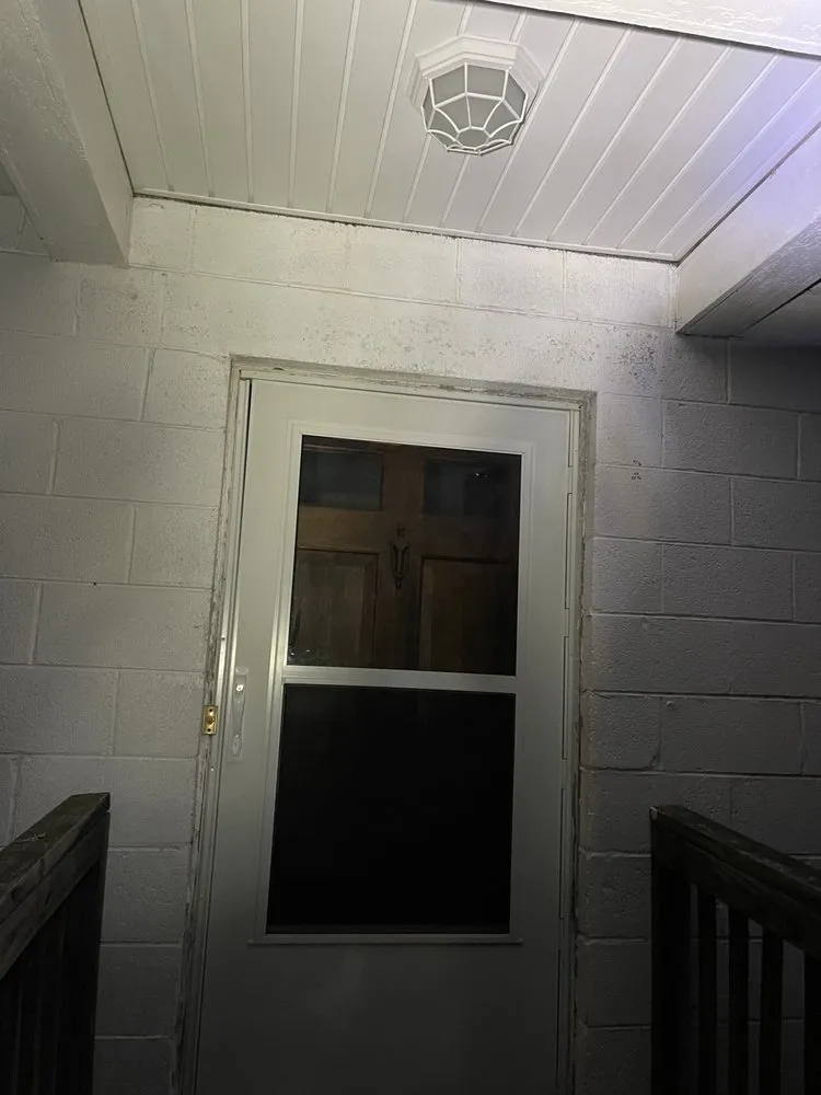 Slide of A&M Quality Contracting