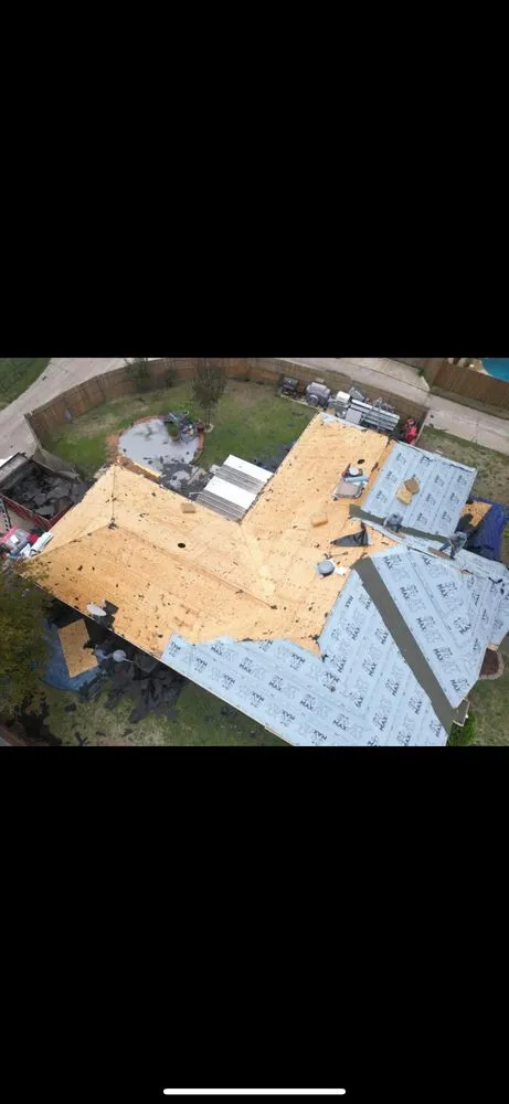 Slide of AM Quality Roofing and Construction