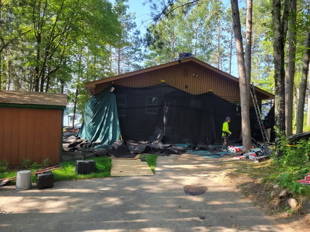 Slide of A&M Roofing