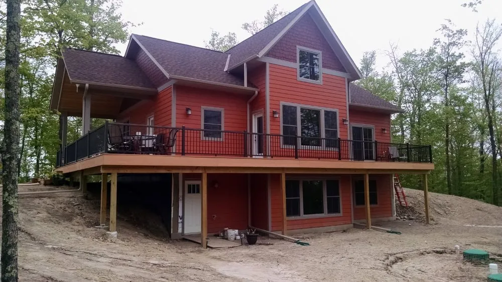 Slide of A&M Roofing