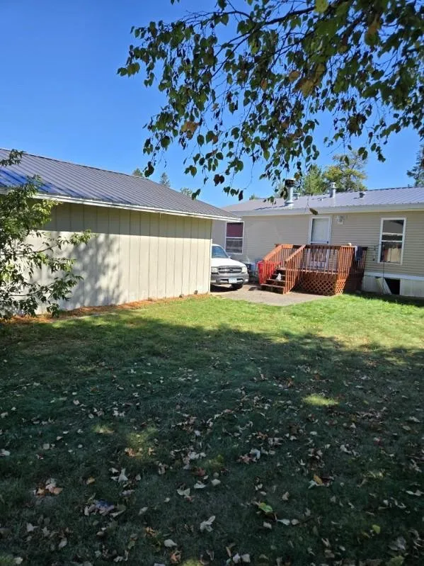 Slide of A&M Roofing