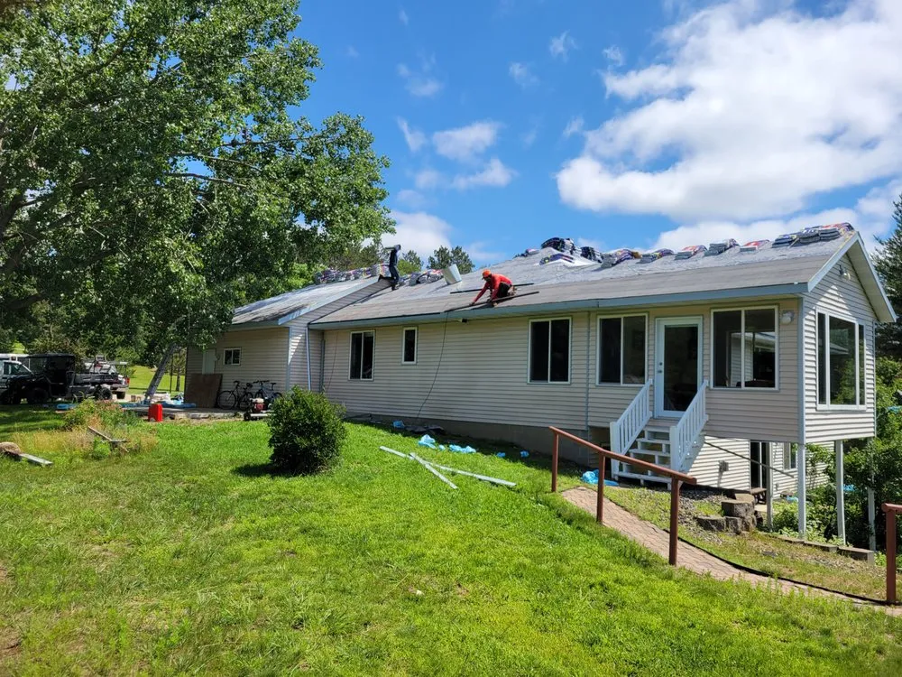 Slide of A&M Roofing