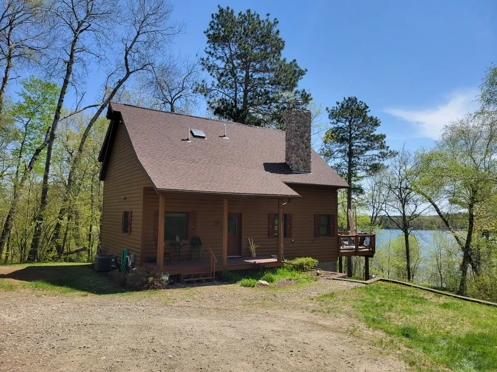 Slide of A&M Roofing