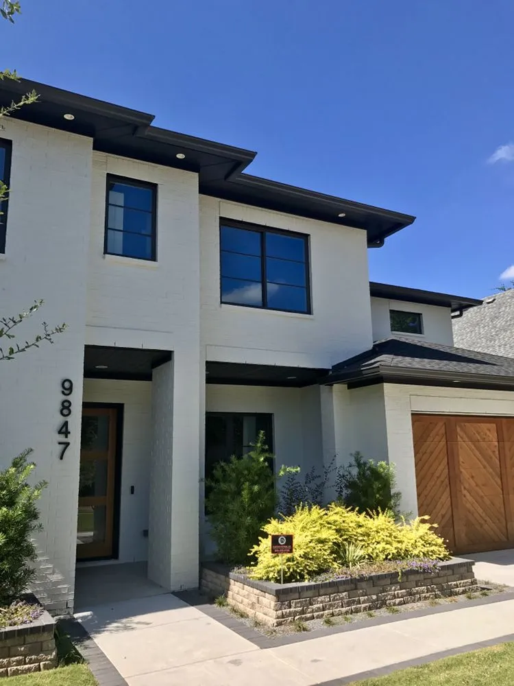 Slide of AM Roofing Company