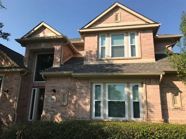 Slide of AM Roofing Company