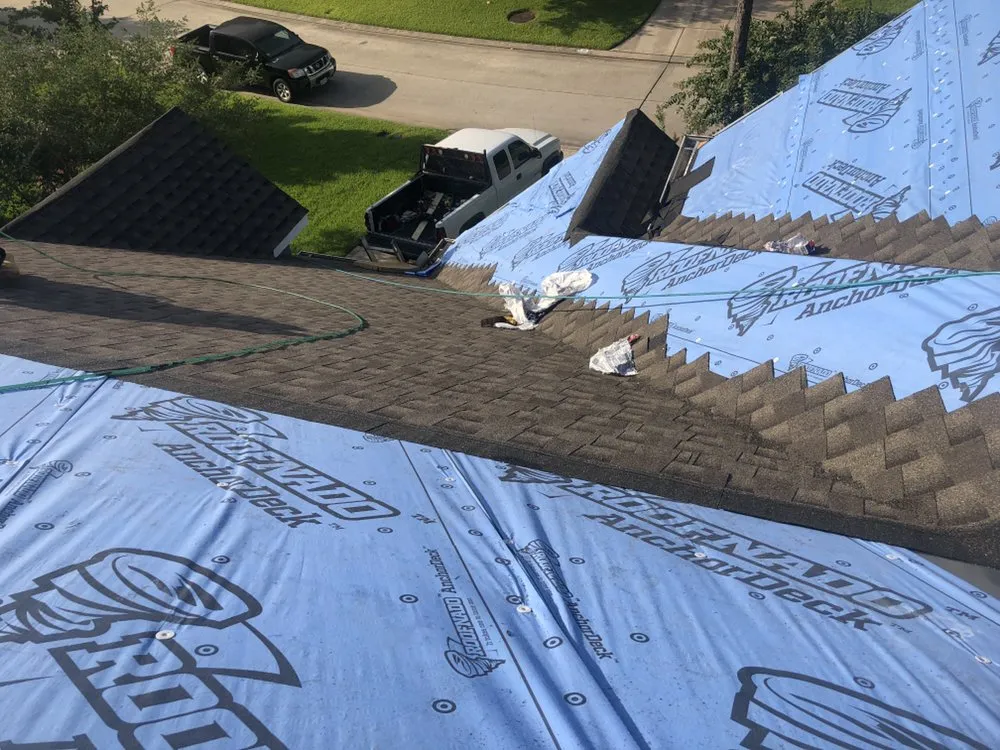 Slide of A&M Roofing