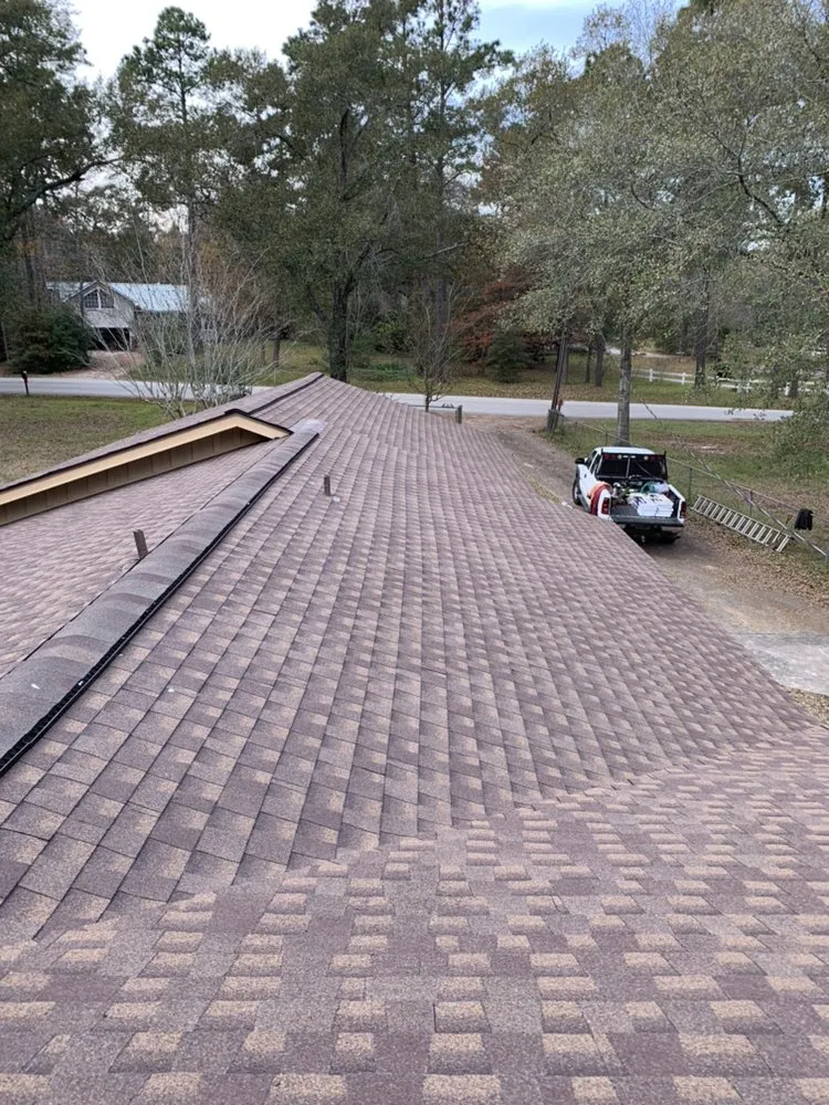 Slide of A&M Roofing