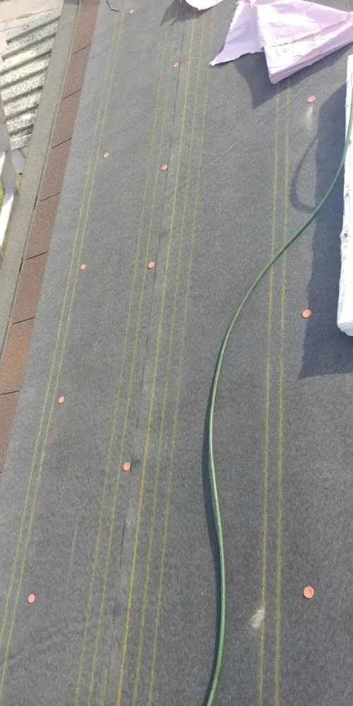 Slide of A&M Roofing