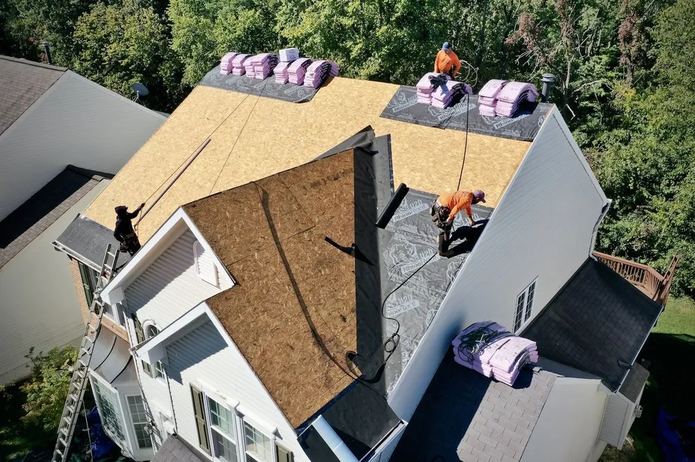 Slide of A&M Roofing