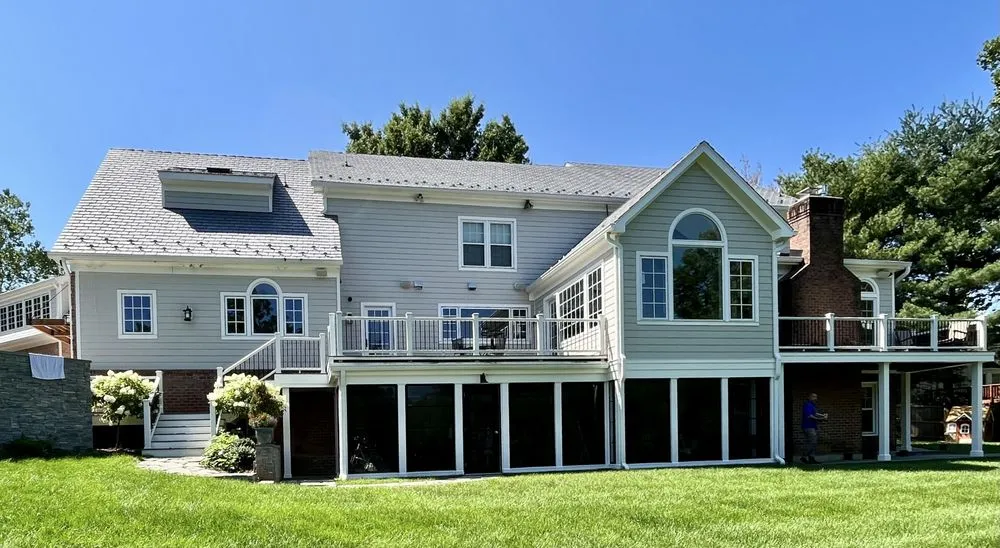 Slide of A&M Roofing