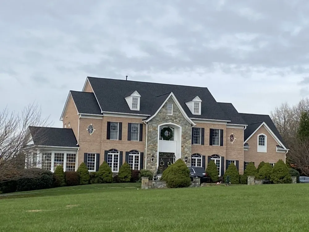 Slide of A&M Roofing