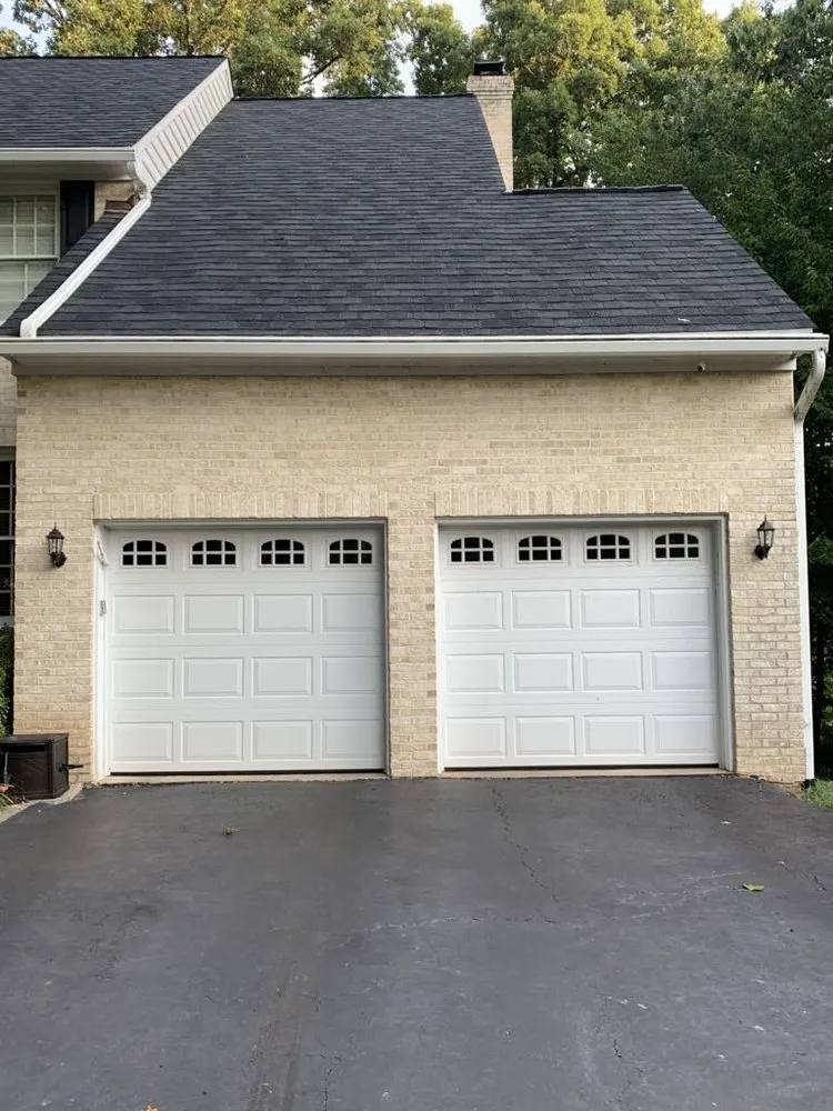 Slide of A&M Roofing