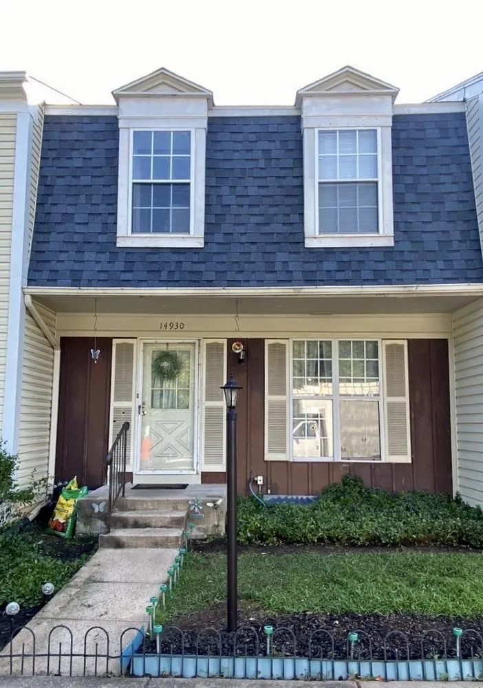 Slide of A&M Roofing