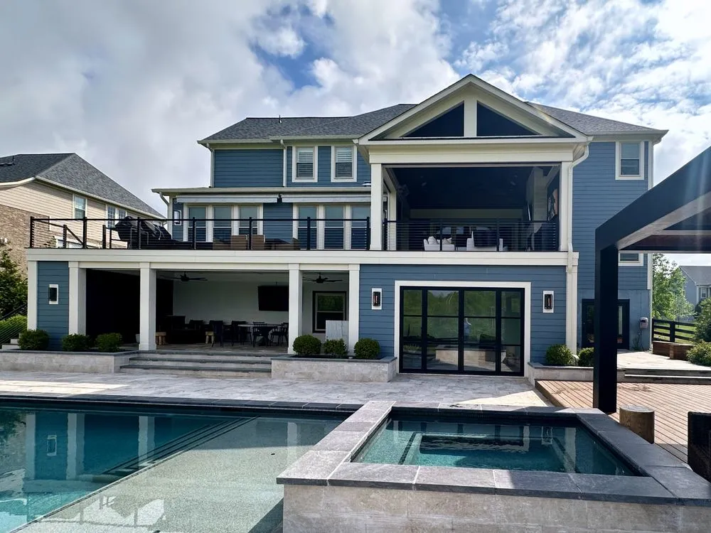 Slide of A&M Roofing