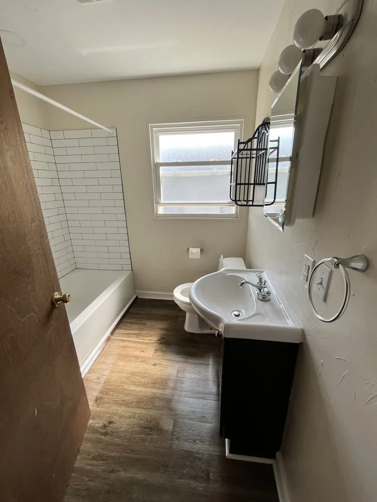 Slide of AM Solutions