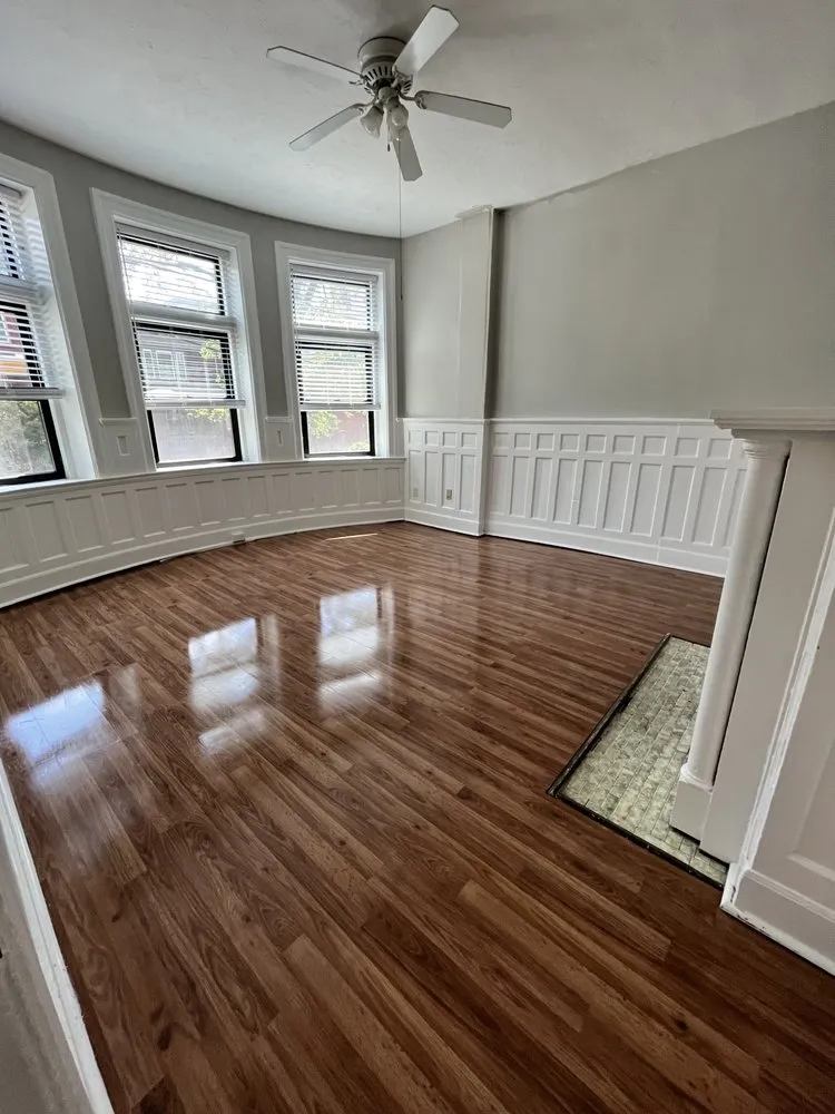 Slide of AM Solutions