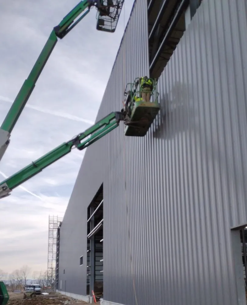 Slide of AM Steel Construction