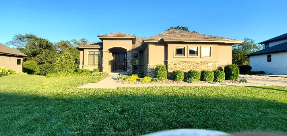 Slide of Amador Roofing