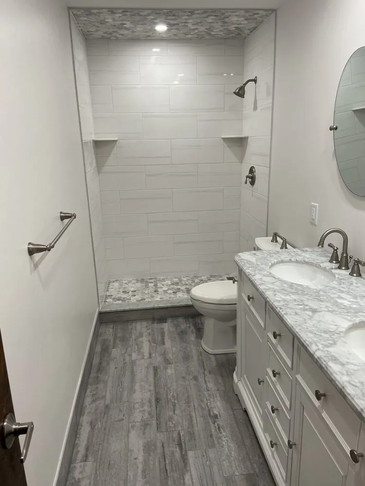 Slide of Amalfi Builders & Construction