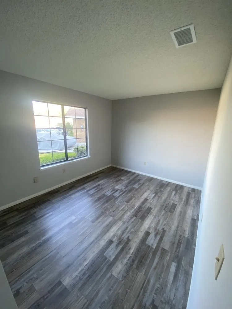 Slide of Amaysing Construction