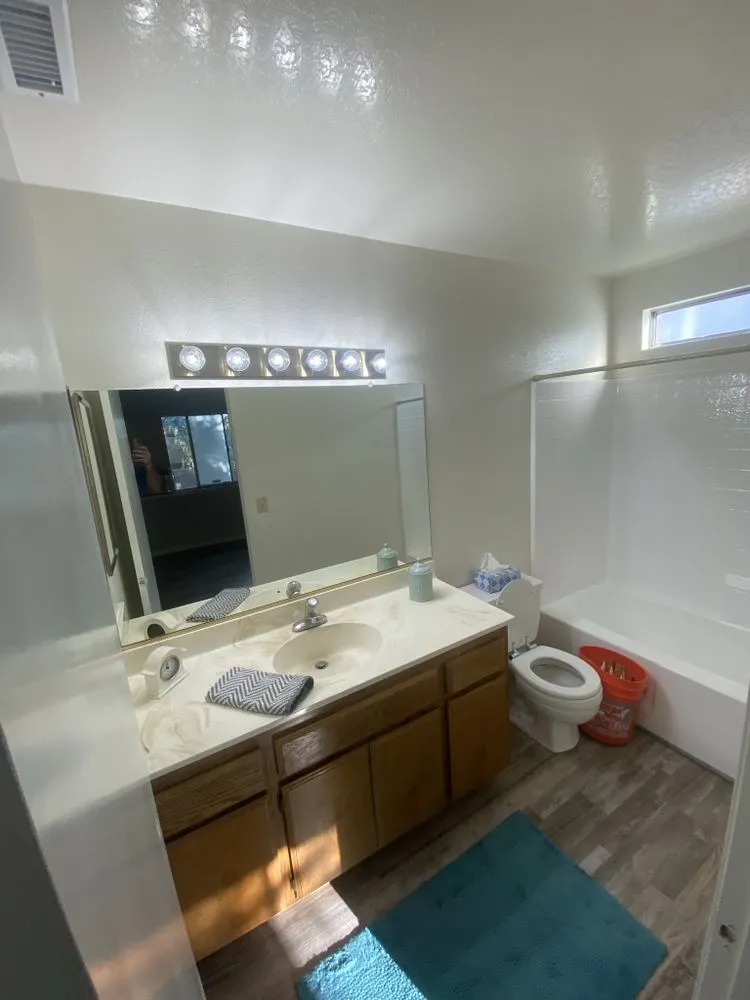 Slide of Amaysing Construction