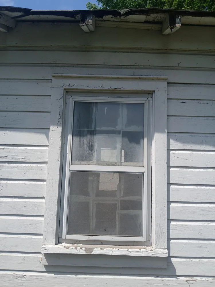 Slide of Amazing Grace Roofing