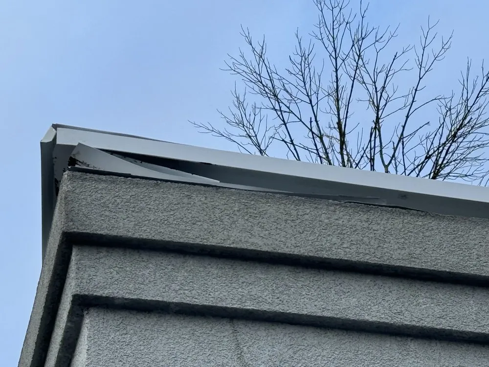 Slide of Amazing Roofing