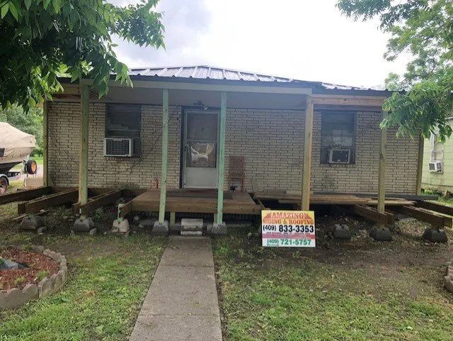 Slide of Amazing Siding & Roofing