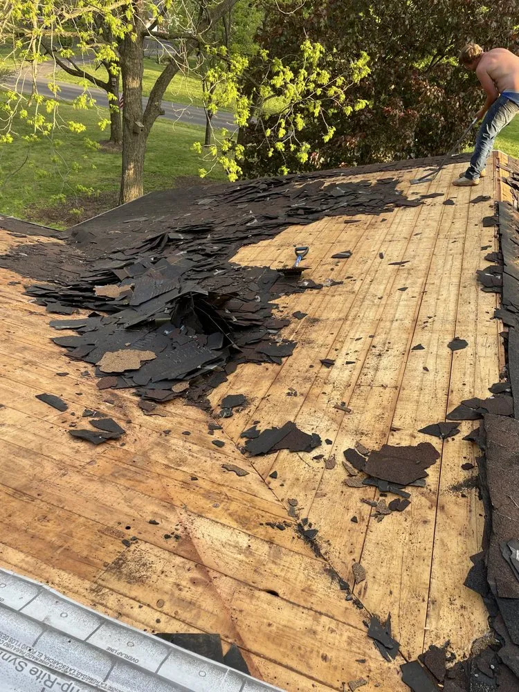 Emergency residential roofing service near you across Sedalia, KY - Ambient Roofing Co