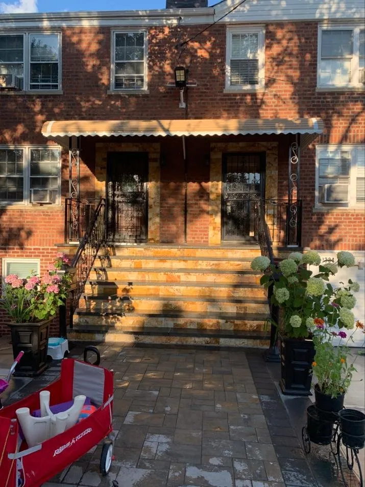 Slide of Amco General Construction