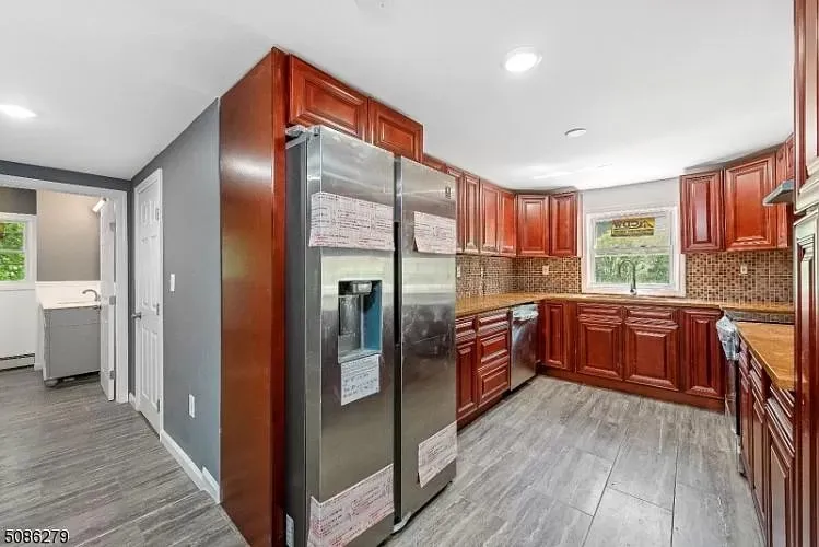 Slide of Ameri Building Construction