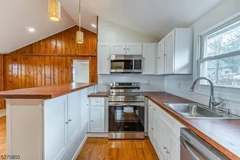 Slide of Ameri Building Construction