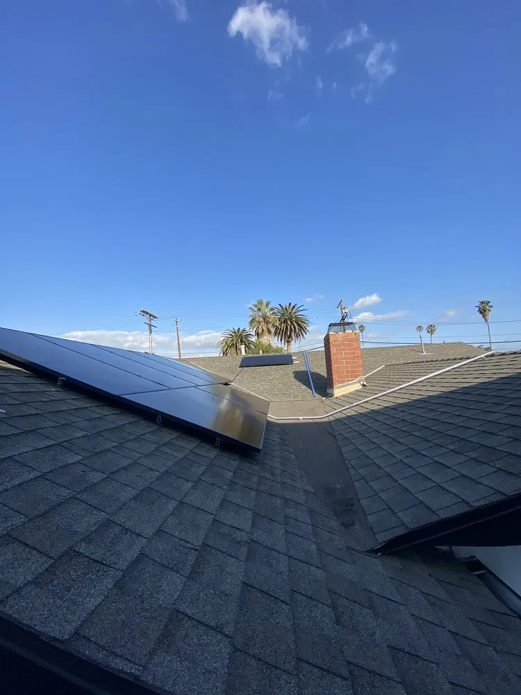 Slide of American Array Solar and Roofing