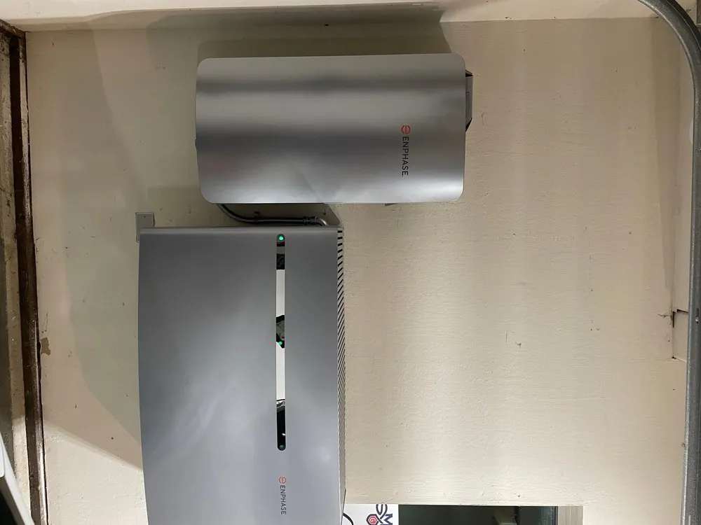 Slide of American Array Solar and Roofing