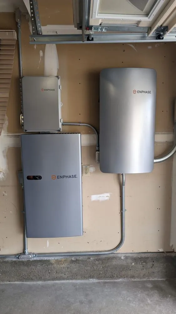 Slide of American Array Solar and Roofing