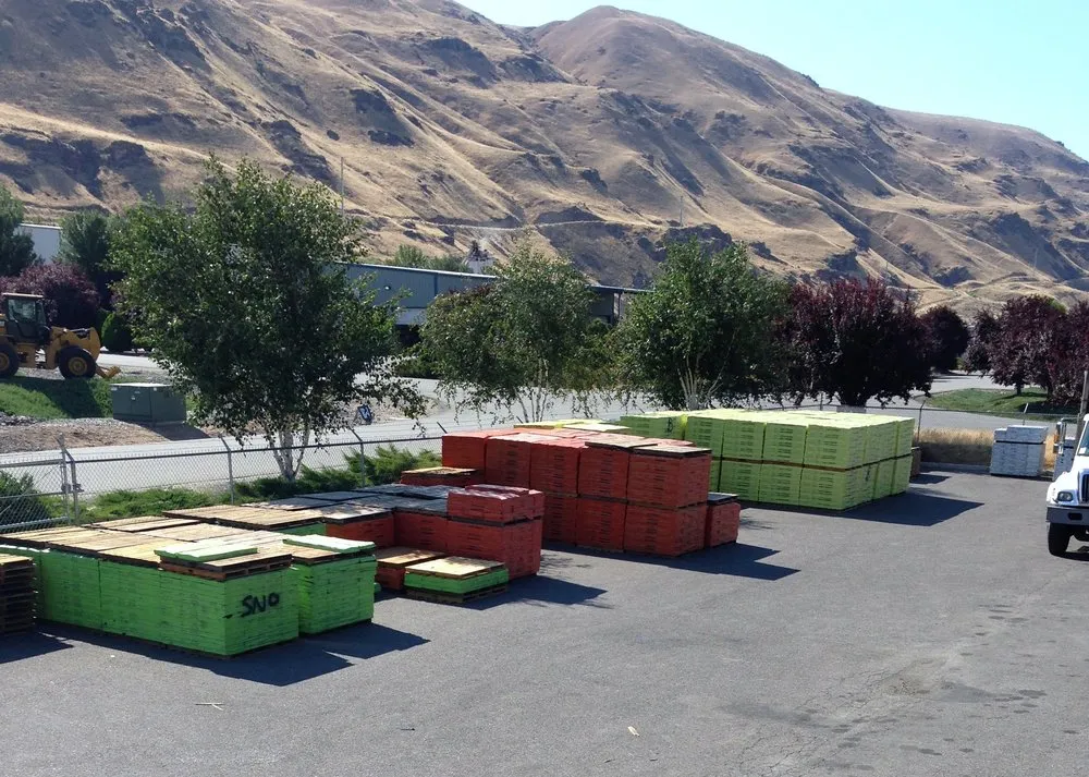 Slide of American Building & Roofing