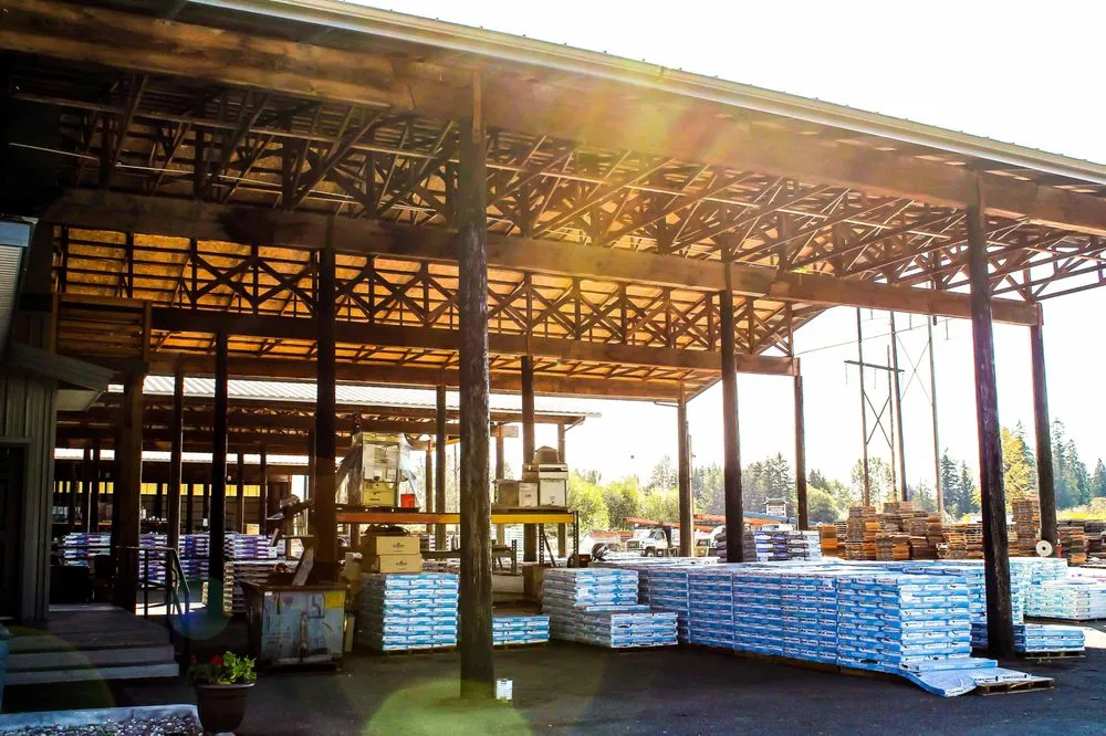 Slide of American Building & Roofing