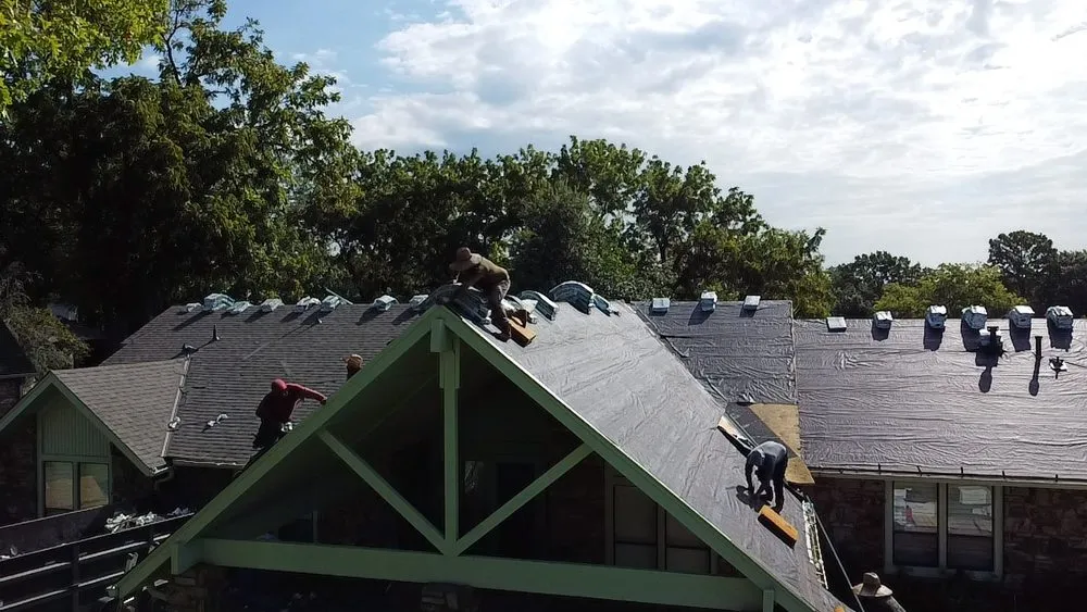 Slide of American Capital Roofing & Construction