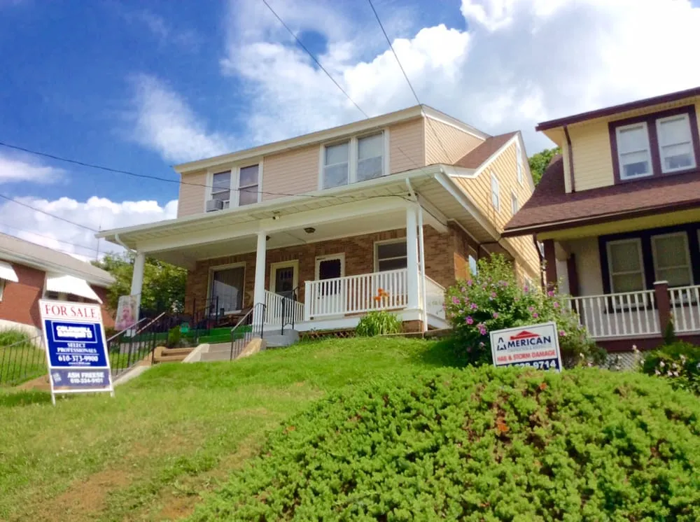 Licensed shingle roofing service experts serving Northhampton, PA - American Construction & Roofing