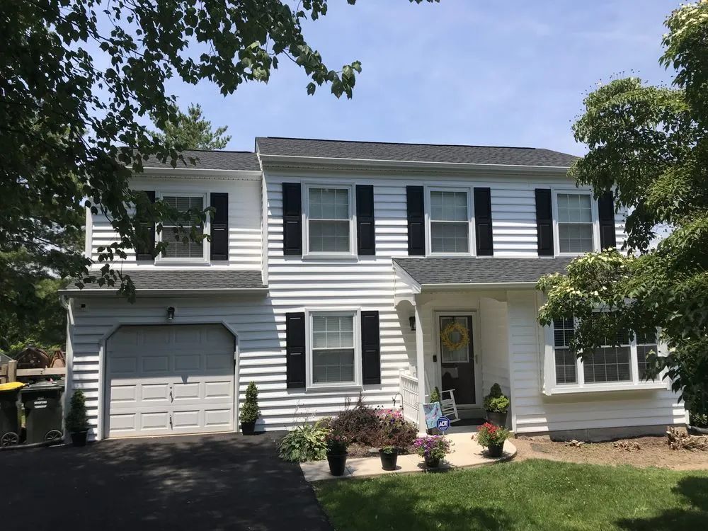 Local roof replacement same-day service in Narvon, PA by American Contracting Direct