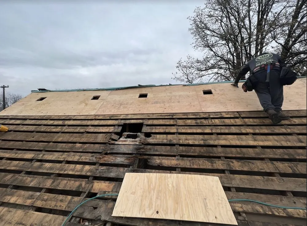 Slide of American Mastercraft