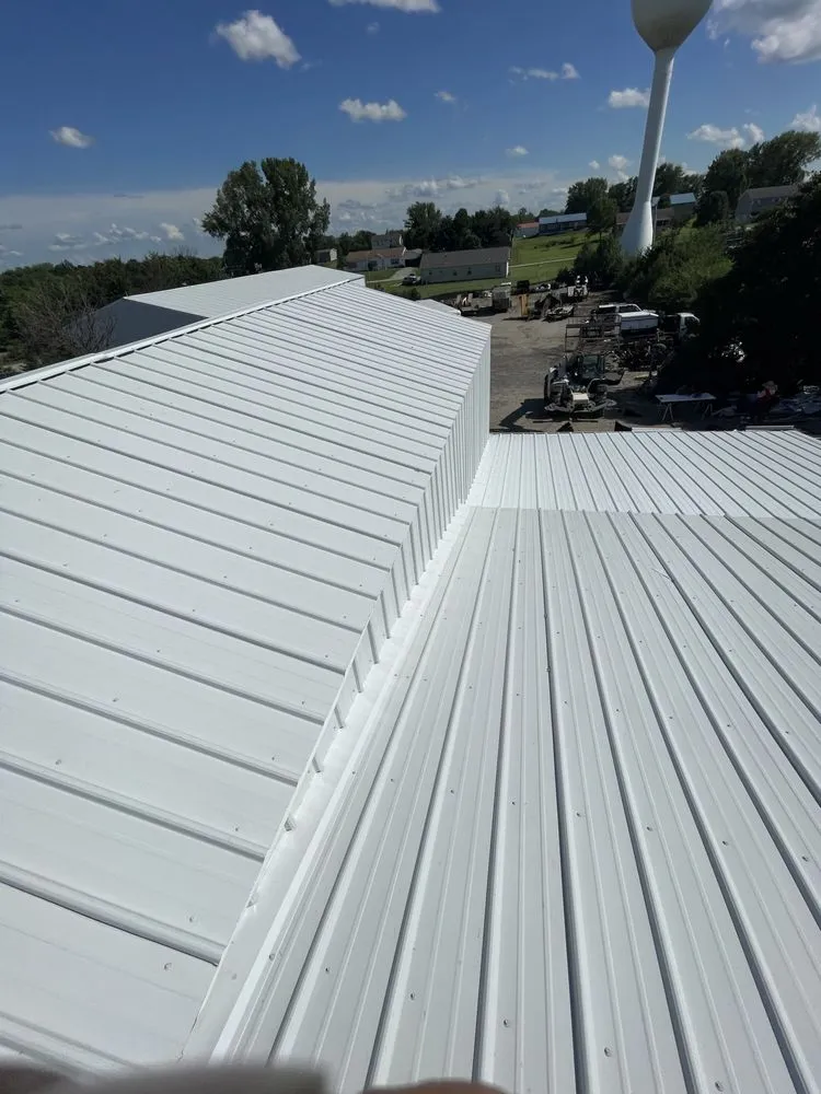 Local flat roof repair for fast service in Stewartsville, MO by American Patriots Roofing
