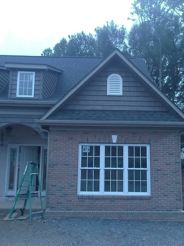 Local residential roofing service experts serving Campobello, SC - American Pro Siding and Roofing