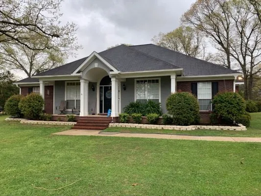 American Roofing & Construction Logo