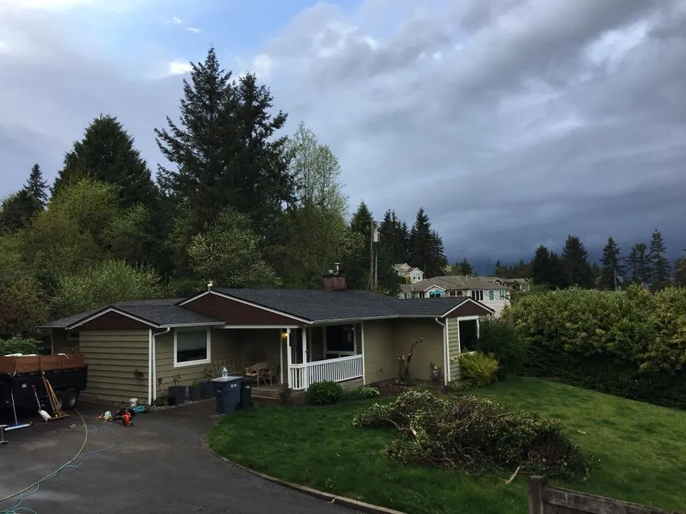 Slide of American Roofing & Construction