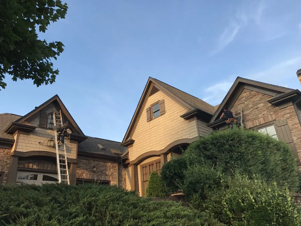 Slide of American Southern Roofing