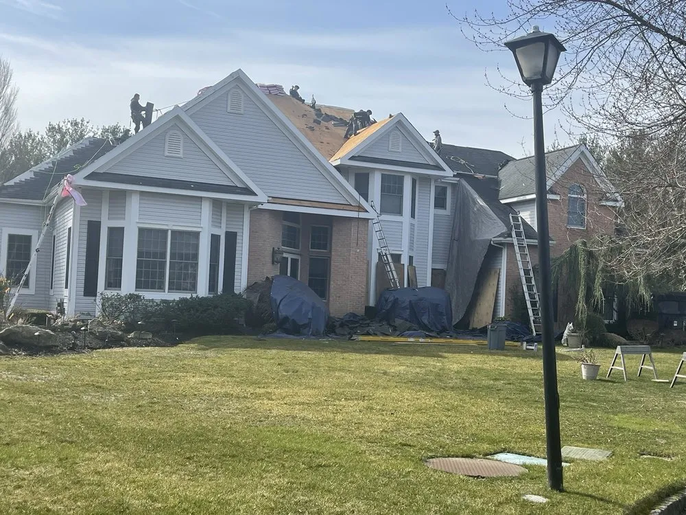 Slide of American S&R  Group