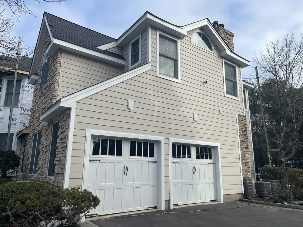 Slide of American S&R  Group