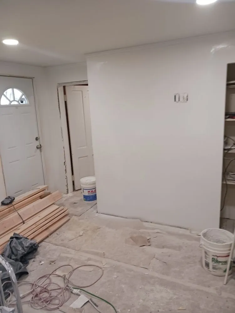 Slide of American Standard Roofing & Construction