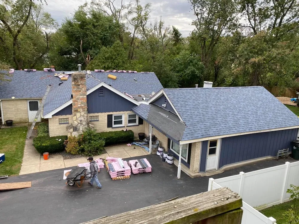 Slide of American Storm Contractors